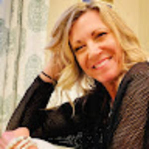 Meet your Posher, Debbie